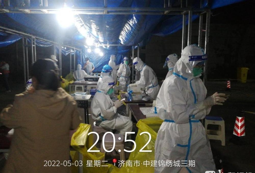 开云登录口网页版战疫 |“金钟大白”同心同行,筑牢社区疫情防控安全